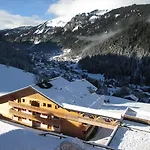 Goelia Le Grand Ermitage